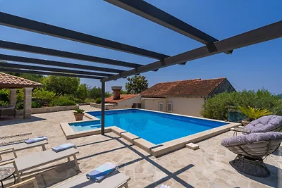 Villa None Kate by Villas Guide