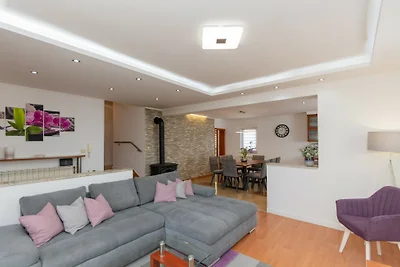 Villa Piplica-Makarska by Villas Guide