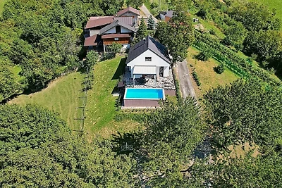 Holiday Home Lipa by Villas Guide