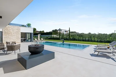 Villa Asmoa by Villas Guide