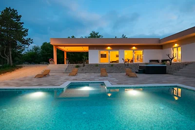 Villa Forest Idyll by Villas Guide