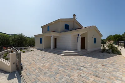 Villa Olea by Villas Guide