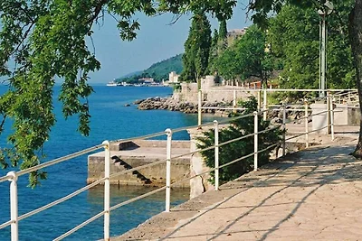 Holiday Home Secret Garden by Villas Guide