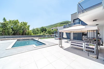Villa Angela by Villas Guide