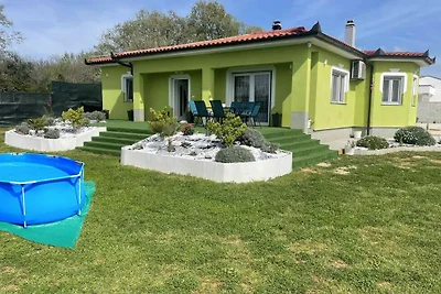 House July by Villas Guide
