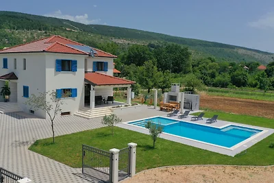 Villa Modriola - Makarska by Villas Guide