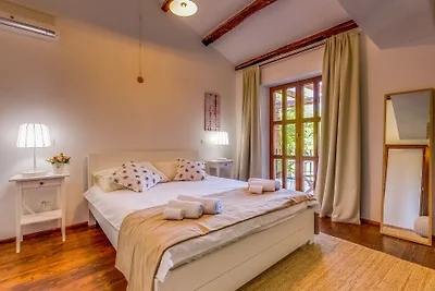 Villa Olea - Višnjan by Villas Guide