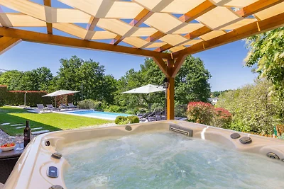 Villa Stara Hiža by Villas Guide