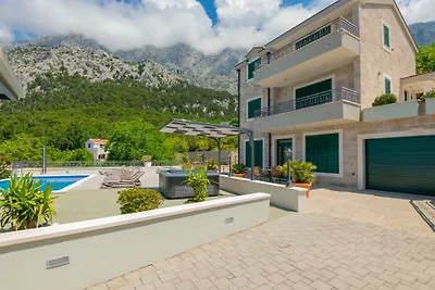 Villa Šestic-Makarska by Villas Guide