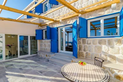Villa Blue by Villas Guide