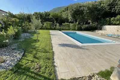 Villa Green Residence by Villas Guide