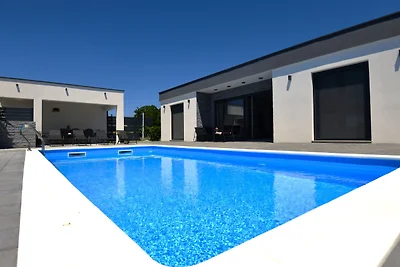 Villa Kristina - Makarska by Villas Guide
