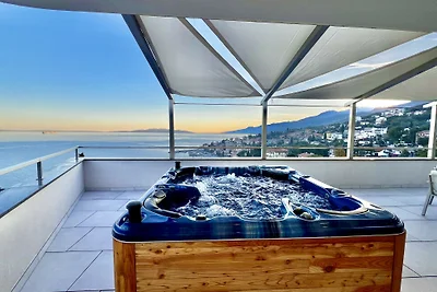 Villa Palazzo Blue by Villas Guide