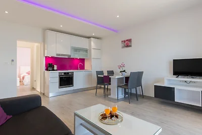 Apartman Mia 7 - Omiš by Villas Guide