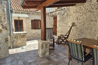 House Ana Grgurici by Villas Guide