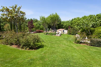 Little blue House by Villas Guide