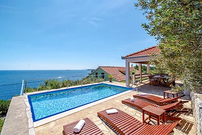 Villa Green by Villas Guide