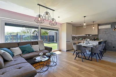 Villa Lady Berga by Villas Guide