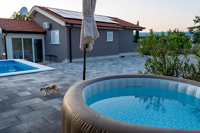 Villa Klarita - Makarska by Villas Guide
