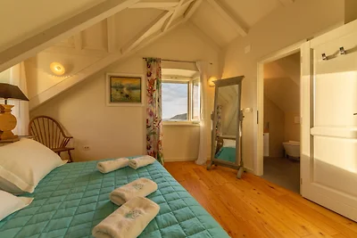 Villa Palazzo Antiqua beachfront Vis by Villa...