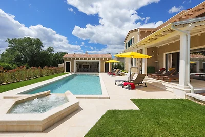 Villa Jakob by Villas Guide