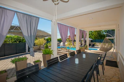 Home Sweet Home - Makarska by Villas Guide