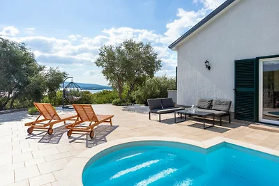 Villa Lucija with pool island Krk by Villas...