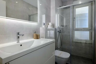 Sunny Lux Villa 3 in Makarska by Villas Guide