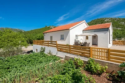 Villa Sanja in Makarska by Villas Guide