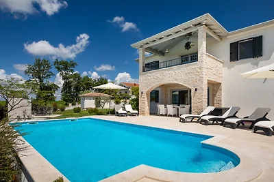 Villa Marika by Villas Guide