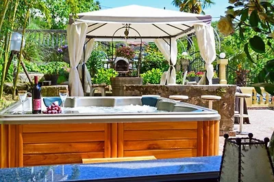 Holiday home Andrea with whirpool by Villas...