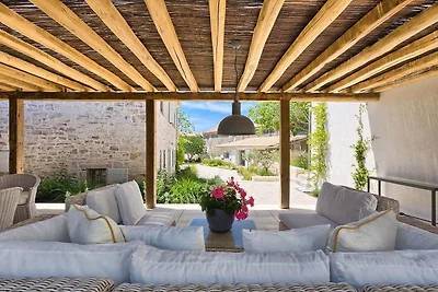Villa Charlotta by Villas Guide