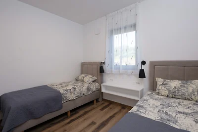 Apartment Megi by Villas Guide