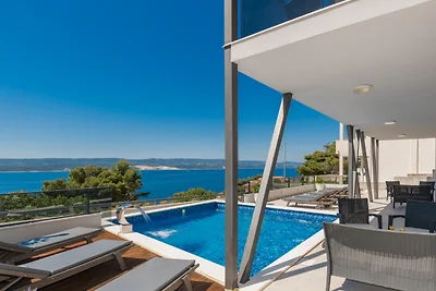 Apartman Mia 4 - Omiš by Villas Guide