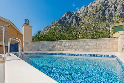 Villa Ana - Makarska by Villas Guide