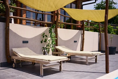 Holiday Home Blackrock Siscia by Villas Guide