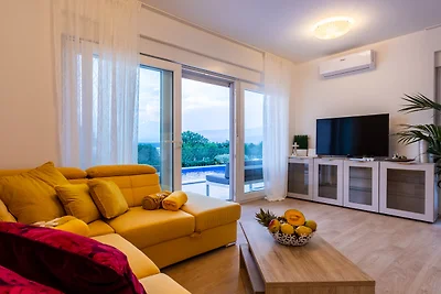 Villa Zarra by Villas Guide