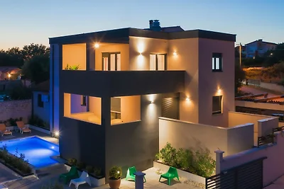 Villa Noemi-Ližnjan by Villas Guide