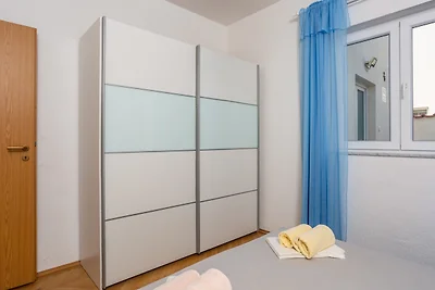 Charm Apartment by Villas Guide