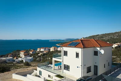 Villa Infinity View by Villas Guide