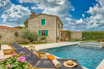 Villa Kata by Villas Guide