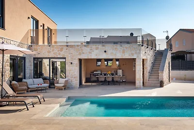 Villa Ava by Villas Guide