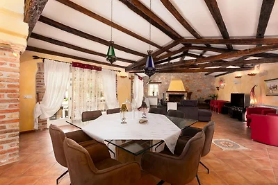 Villa Karim by Villas Guide