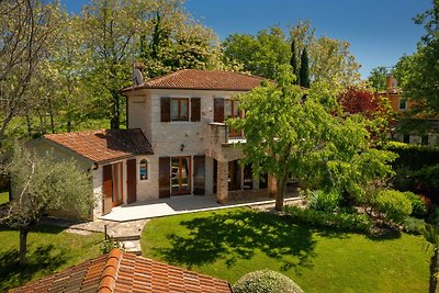 Rustic Villa Cehici with pool in Sveti Lovrec