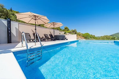 Holiday house VIRA by Villas Guide