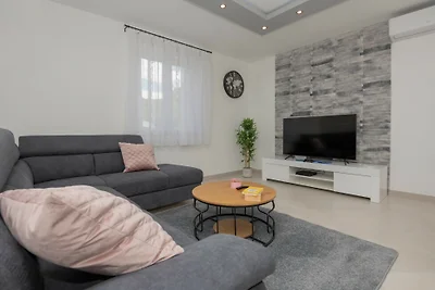 Villa Petar Zagvozd - Makarska by Villas...