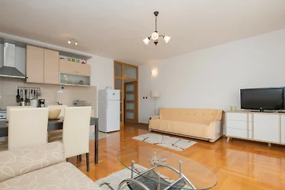 Apartman Olivera-Trogir by Villas Guide