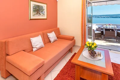 Villa Palace Clara Apartment 3 island Krk by...