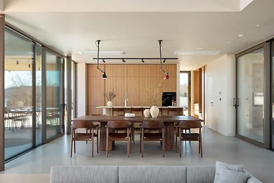 Villa bOX by Villas Guide