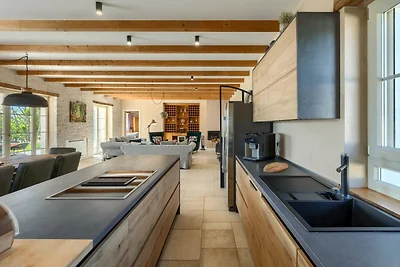 Villa Rapavel by Villas Guide